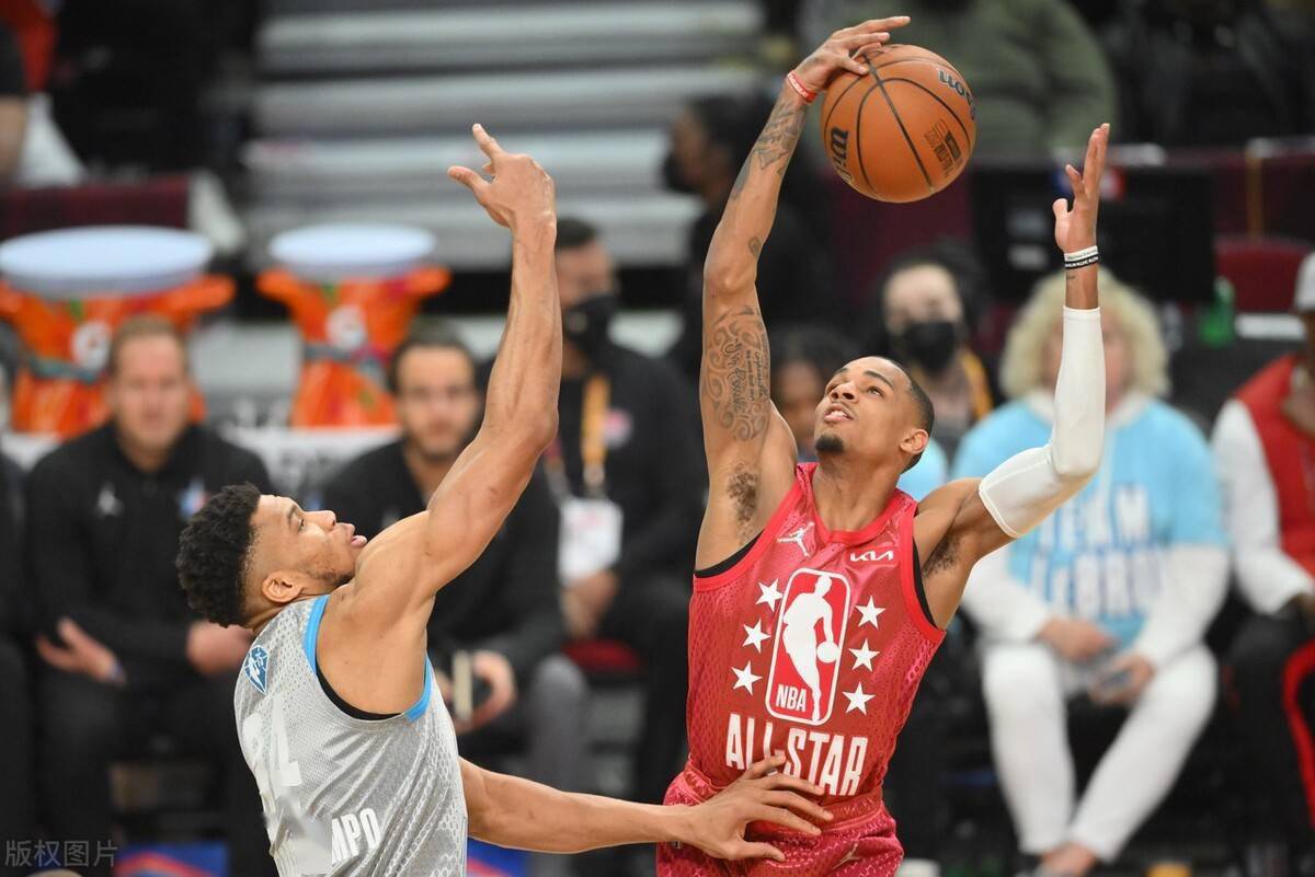 世俱杯时间-包含詹姆斯获称赞为孩子们捐助数百万美元的词条