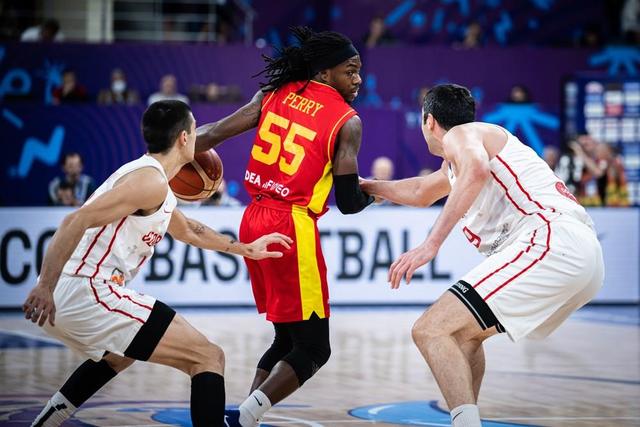 关于篮球欧锦赛：芬兰男队力克法国成功晋级半决赛的信息