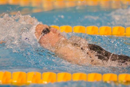 欧洲游泳强手取胜，蝉联冠军