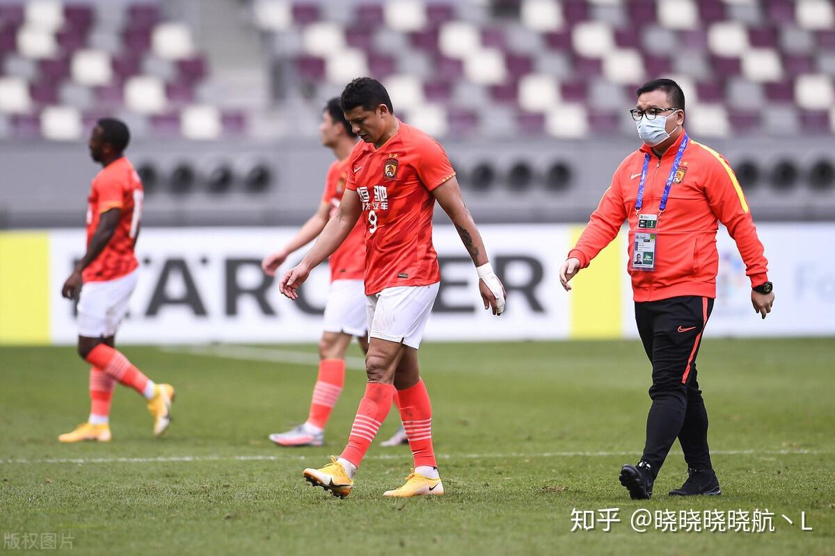 包含广州恒大客场战平对手，积分差距被进一步拉大的词条