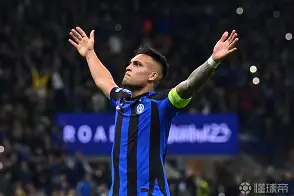 世俱杯分组-包含罗索纳里联赛杯赛双线作战，备受关注的词条