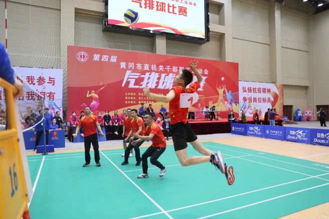 世俱杯直播-精彩比赛引无数观众热血沸腾，期待金牌花落谁家的简单介绍