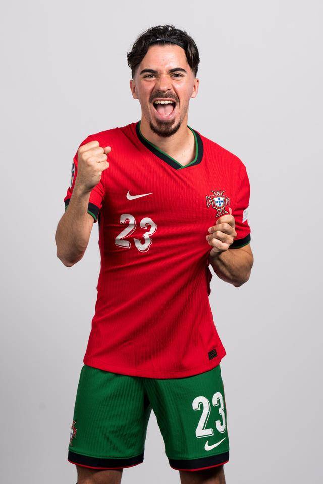 西班牙胜捷克，晋级欧洲杯半决赛