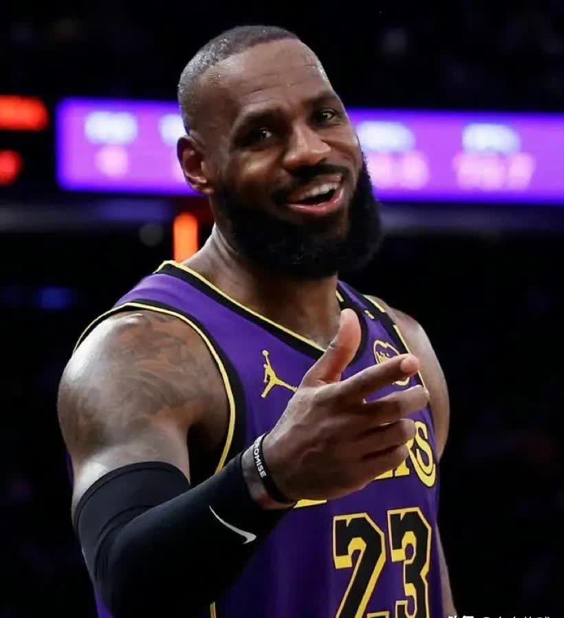 世俱杯奖金-詹姆斯因伤缺席明日比赛，洛杉矶快船队沮丧