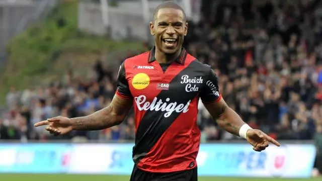 世俱杯直播-包含甘冈主教练希望球队再次夺冠的词条