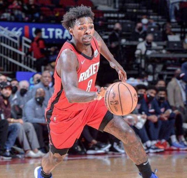 包含火箭前锋外线手感回升，联手拯救比赛的词条