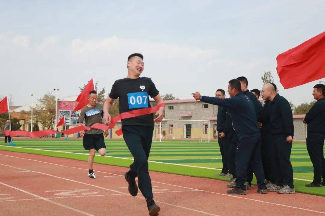 情绪激烈：东部南区鏖战一触即发的简单介绍