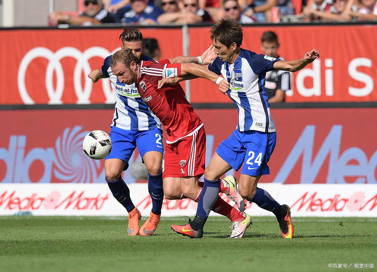 柏林赫塔后卫态度积极，防守稳固的简单介绍