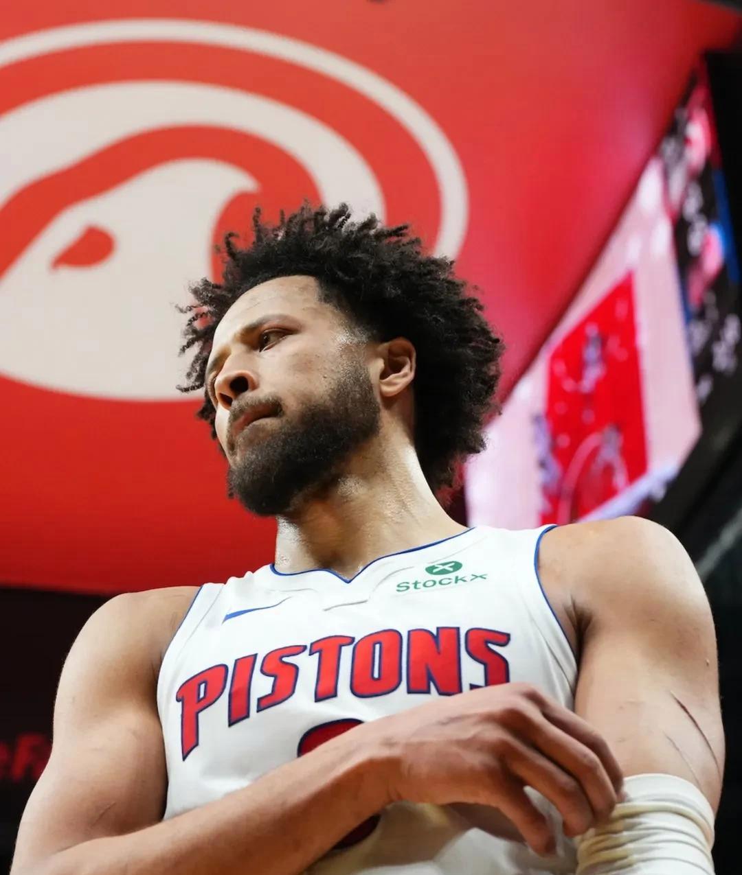 关于活塞队中场成交，实力受到提升的信息