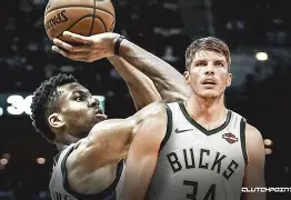 世俱杯决赛-科沃尔多瓦草莓联盟战胜欧甲奥胜利福